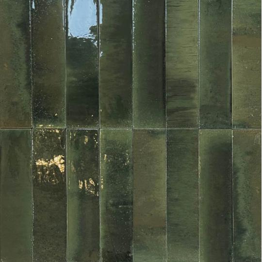 zeleny vintage rustikalny mediteransky kachlicka leskly obklad rucne vyrobeny antikovany hrany kupelna kuchyna obklad lameridiana 2.jpg